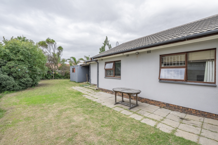 4 Bedroom Property for Sale in Bracken Heights Western Cape